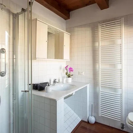 Comodo Apartment *