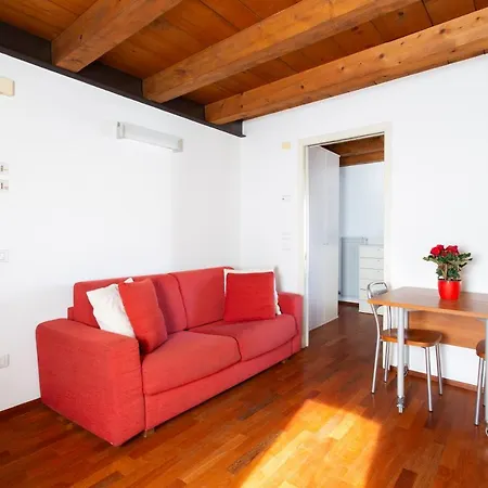 Comodo Apartment *